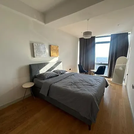 Modern Luxury At Sinpas Queen Apartment