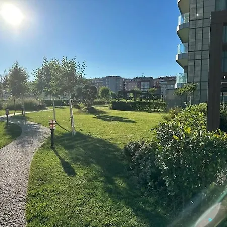 Апартаменты Modern Luxury At Sinpas Queen Стамбул