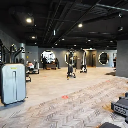 Modern Luxury At Sinpas Queen