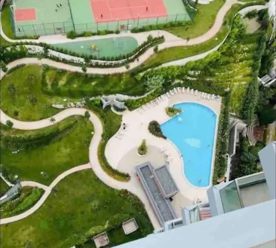 Modern Luxury At Sinpas Queen