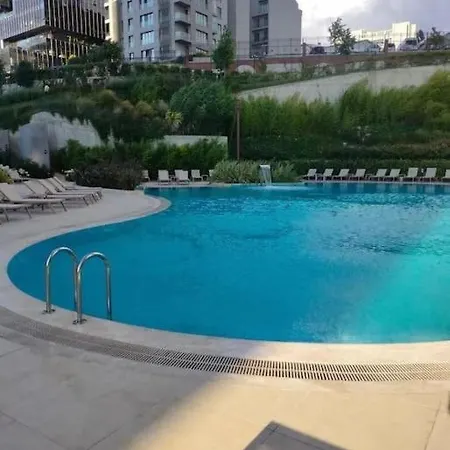 Apartment Modern Luxury At Sinpas Queen Istanbul