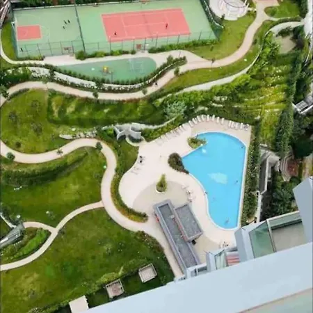 Modern Luxury At Sinpas Queen